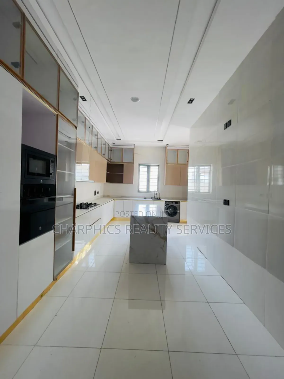 5bdrm Duplex in Ajah for sale