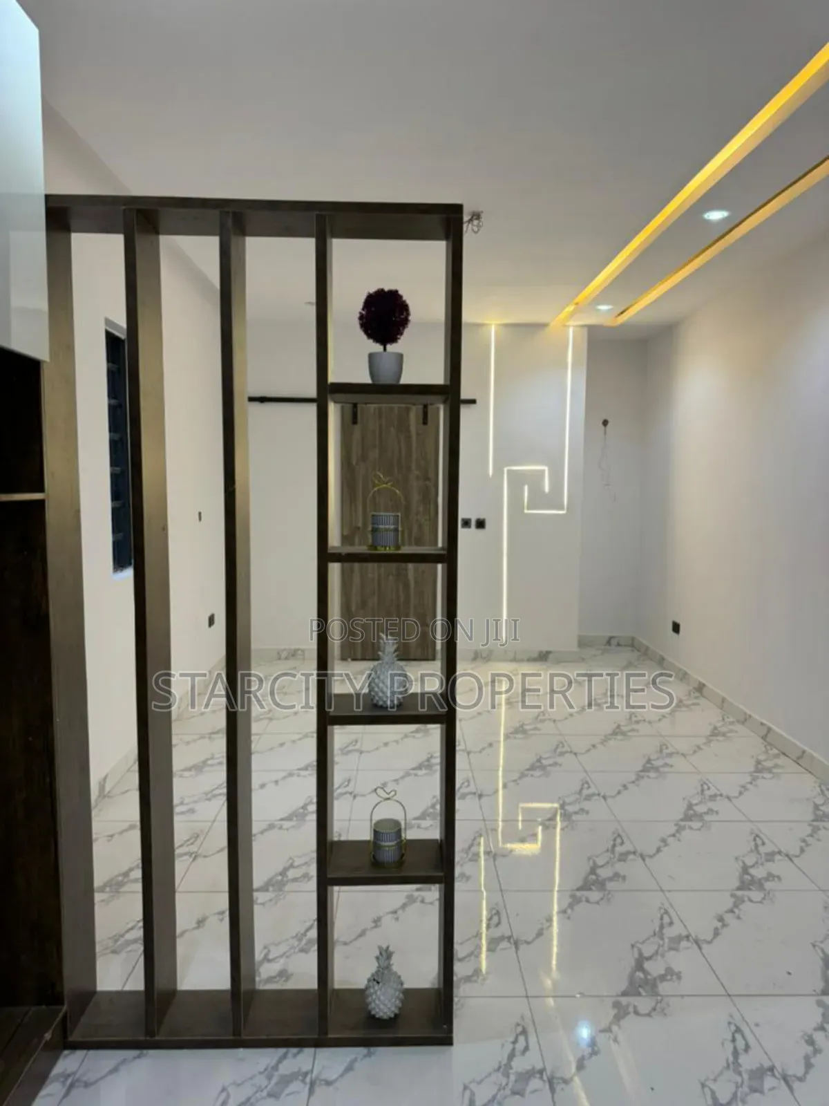 Furnished Studio Apartment in Secured Estate, Chevron for sale