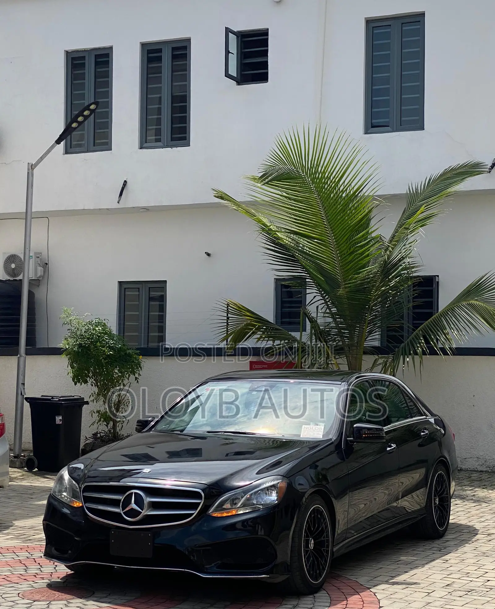 Mercedes-Benz E350 Base 4Matic Sedan AWD (3.5L 6cyl 7A) 2015 Black