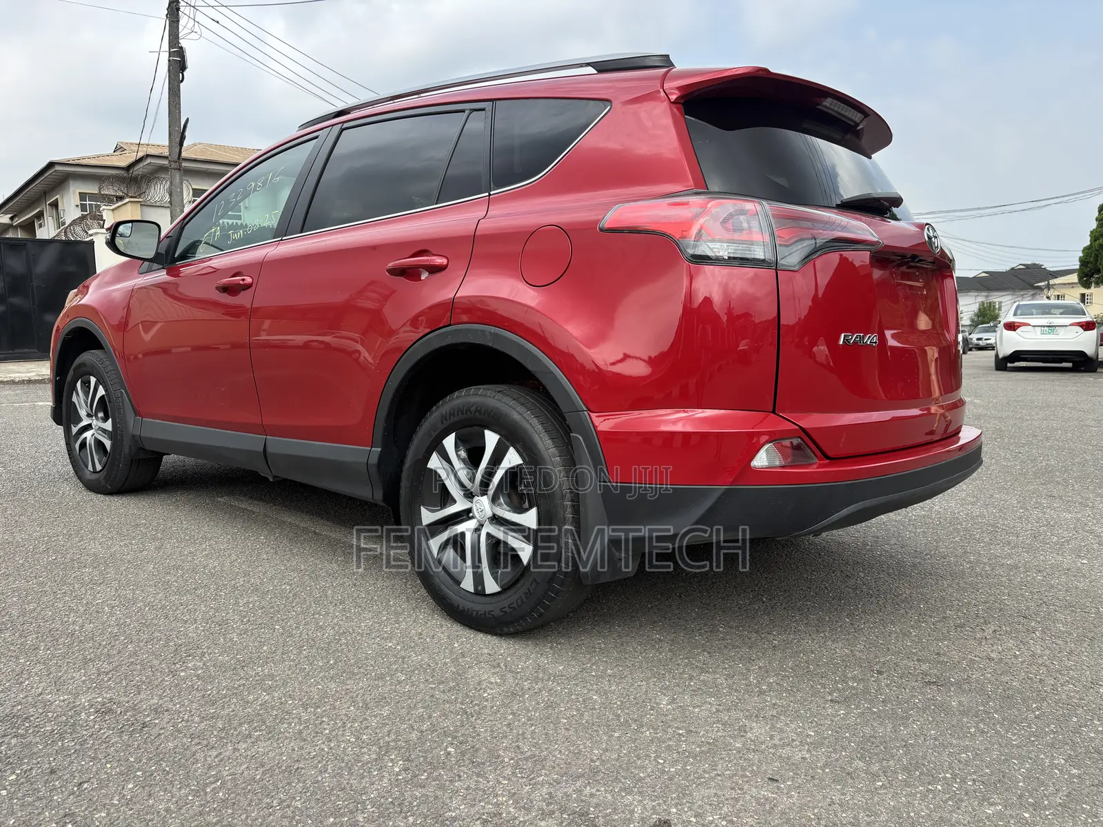 Toyota RAV4 LE AWD (2.5L 4cyl 6A) 2017 Red