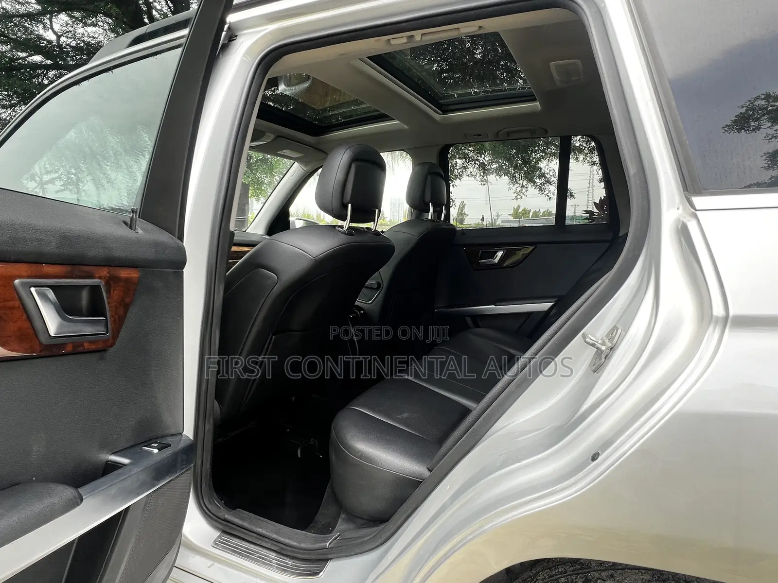 Mercedes-Benz GLK-Class 350 4MATIC 2012 Silver