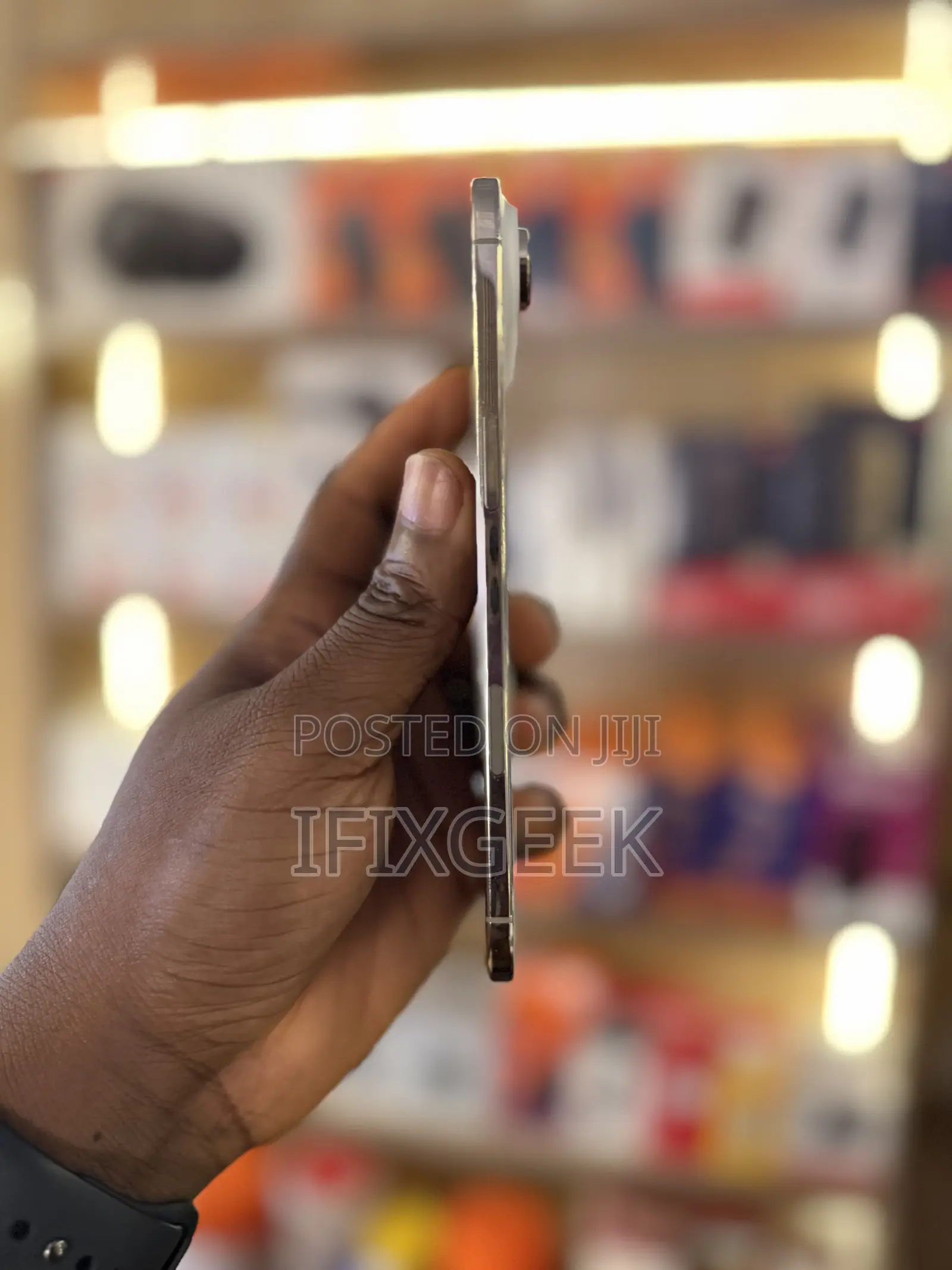 Apple iPhone Air 256 GB Gold