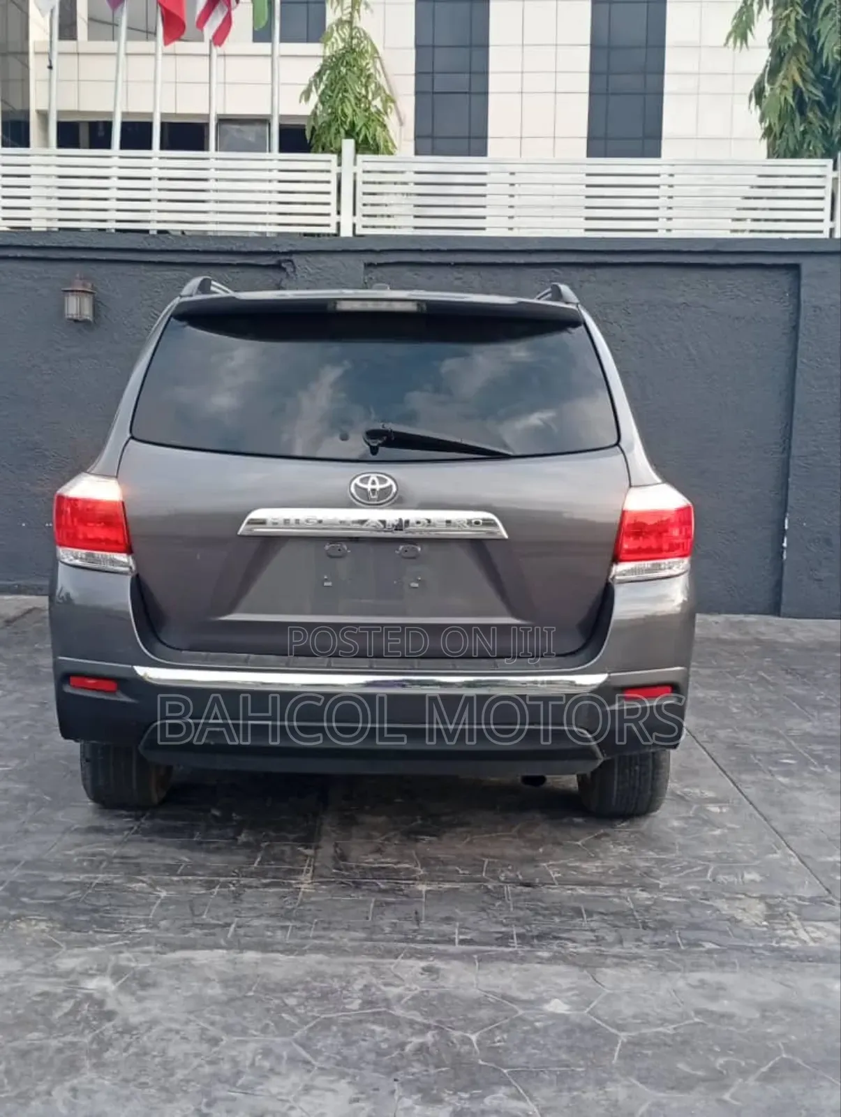 Toyota Highlander Limited 2012 Gray