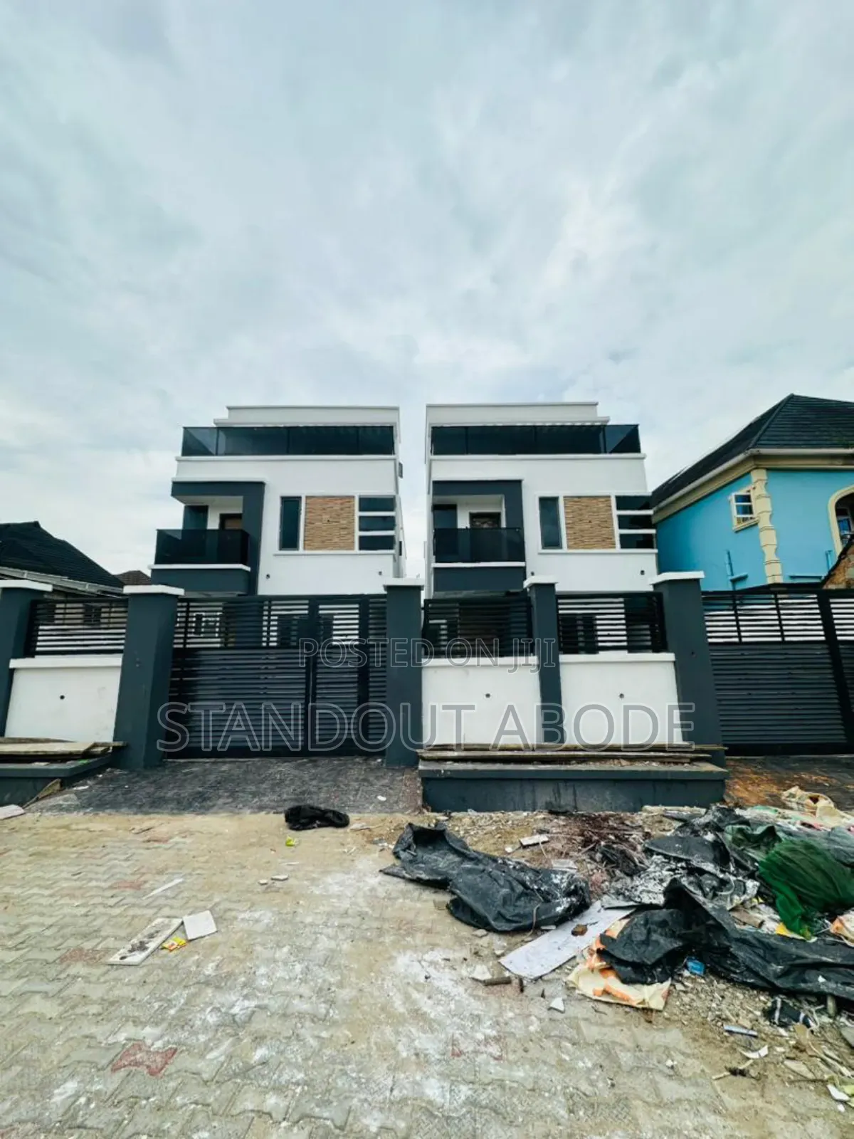 4bdrm Duplex in Olowora Magodo for sale