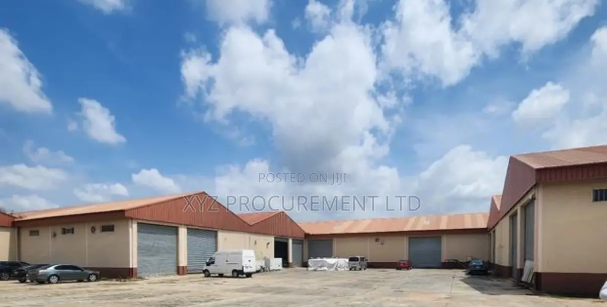 1,800 SQM Warehouse Idu Industrial Area
