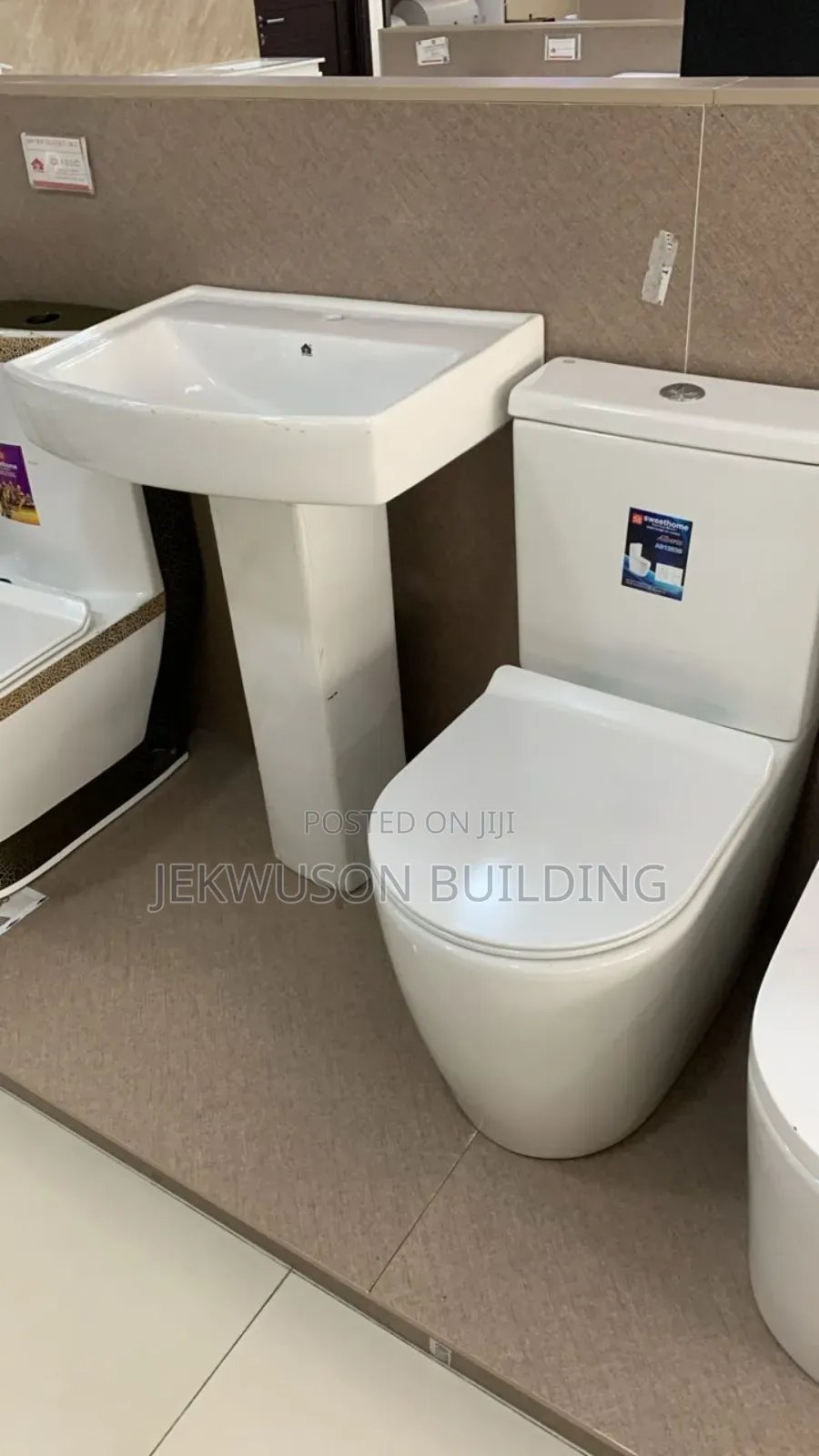 Sweethome Wc With Basin ( Executive Water Closet)