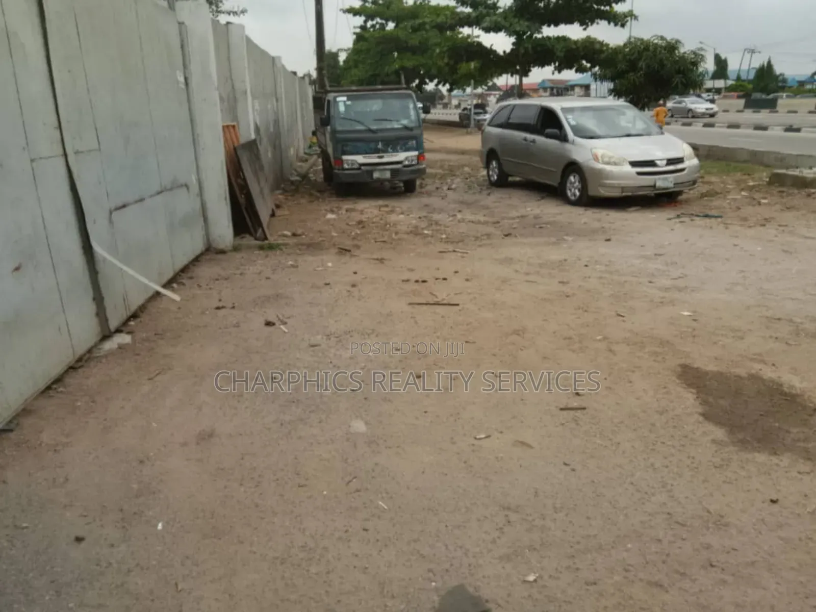 Warehouse, 1800sqm Along Oshodi Apapa Express