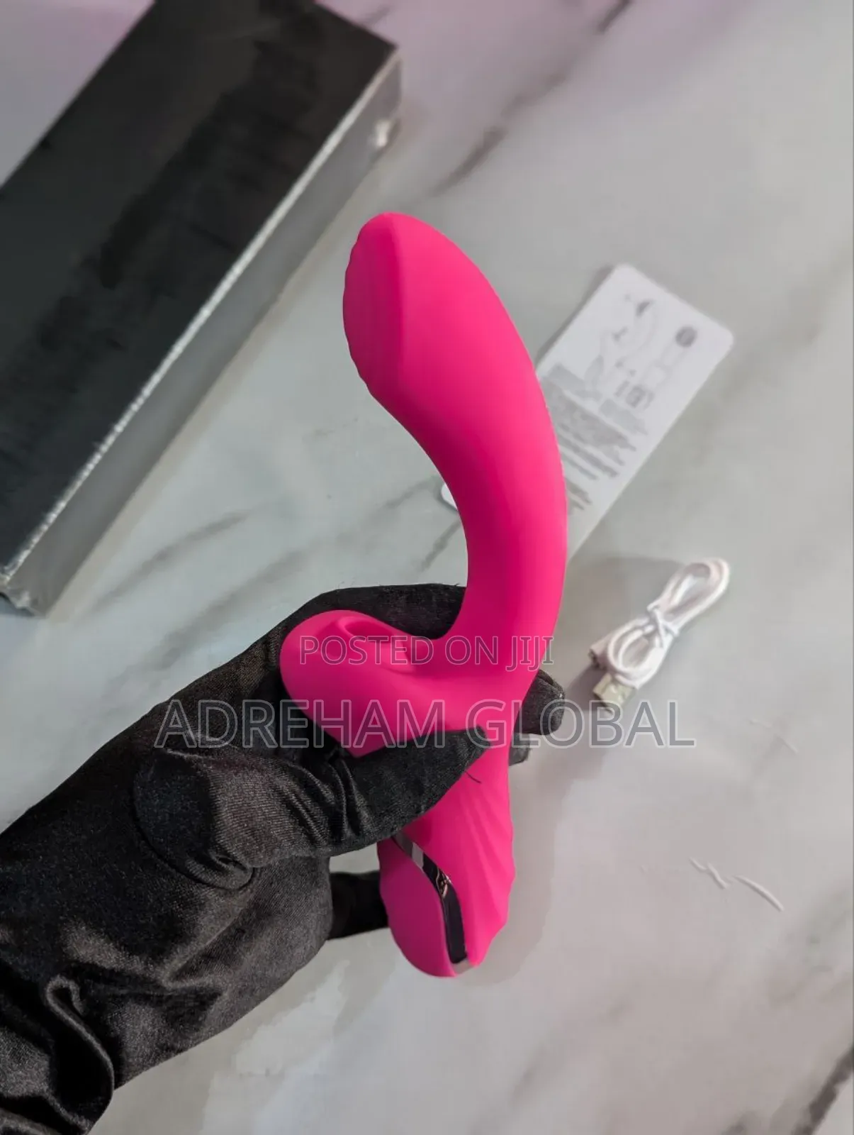 C Curved Dual Sucking/Knocking Vibrator