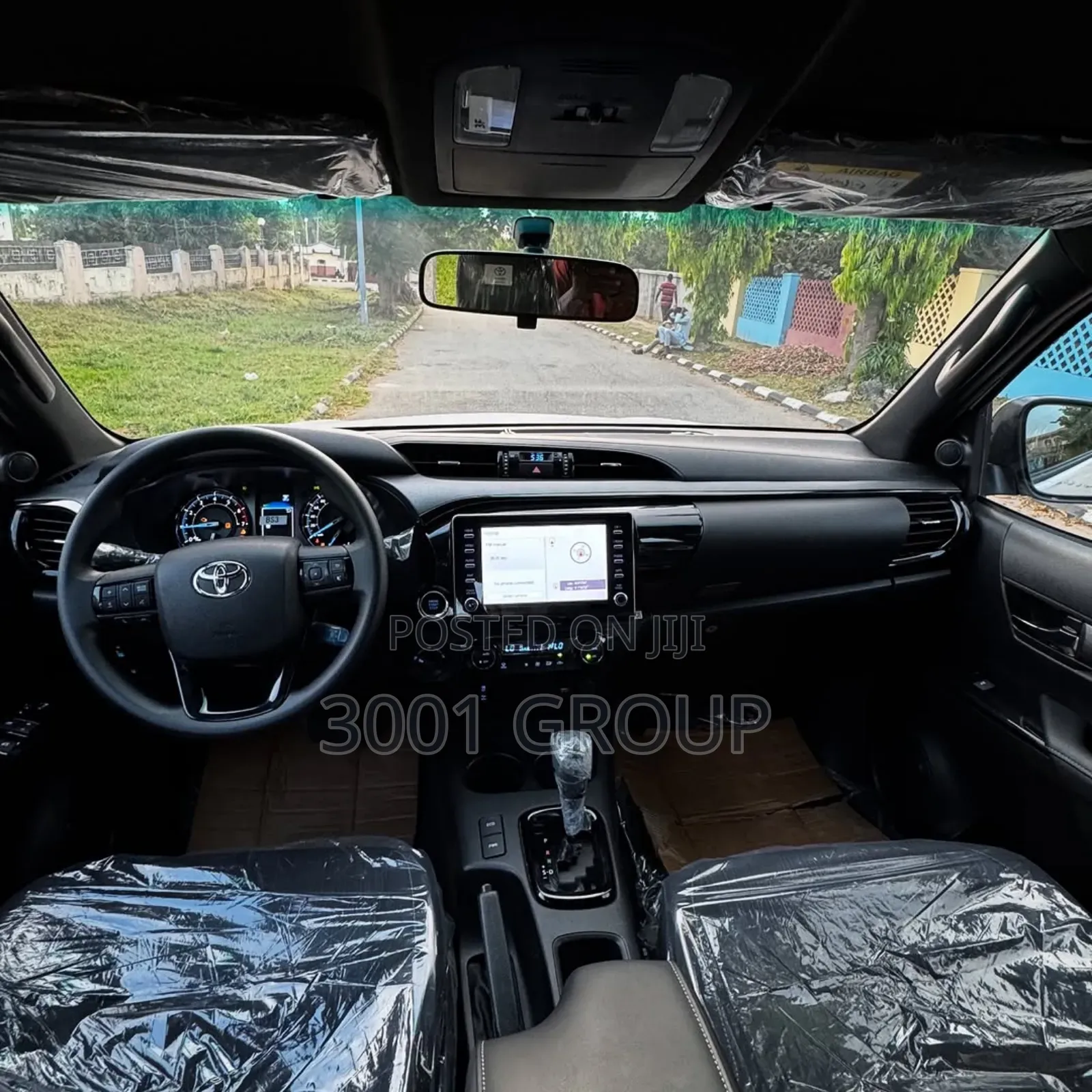 New Toyota Hilux 2025 White