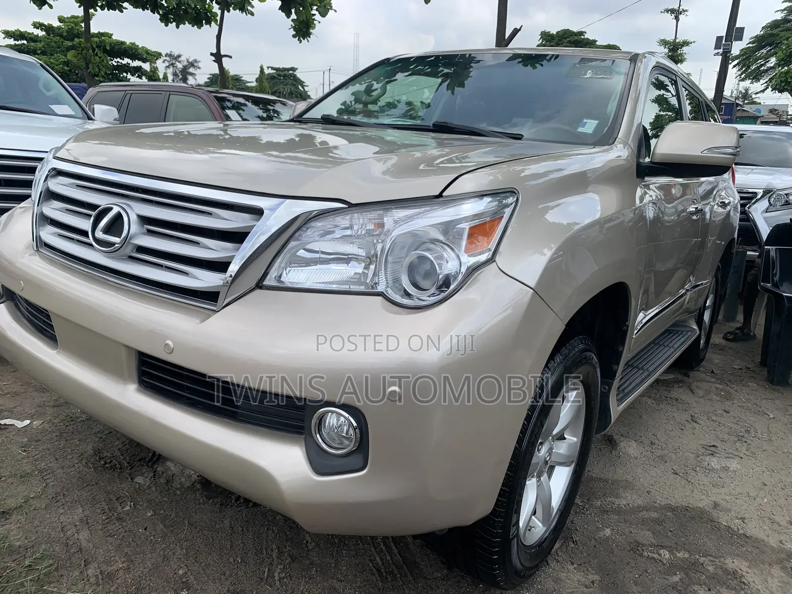 Lexus GX 460 Premium 2013 Gold