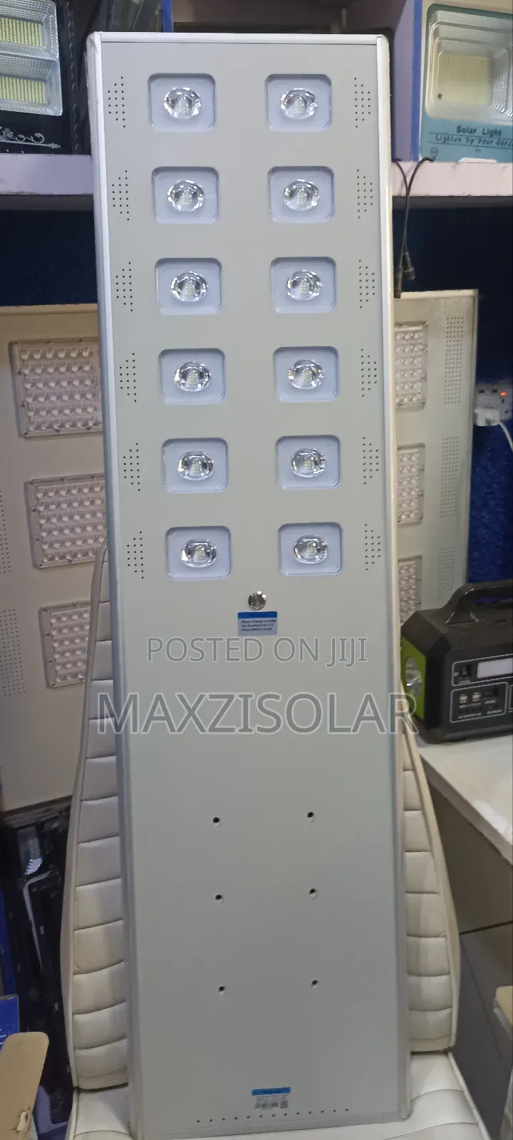 100 Watts Wakatek All In One Solar Street Light