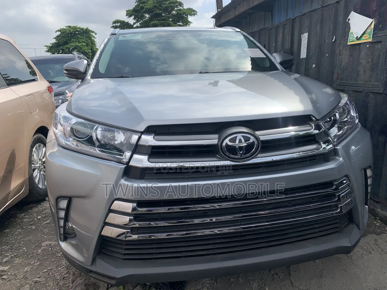 Toyota Highlander Limited 4dr SUV AWD (3.5L 6cyl 6A) 2015 Silver