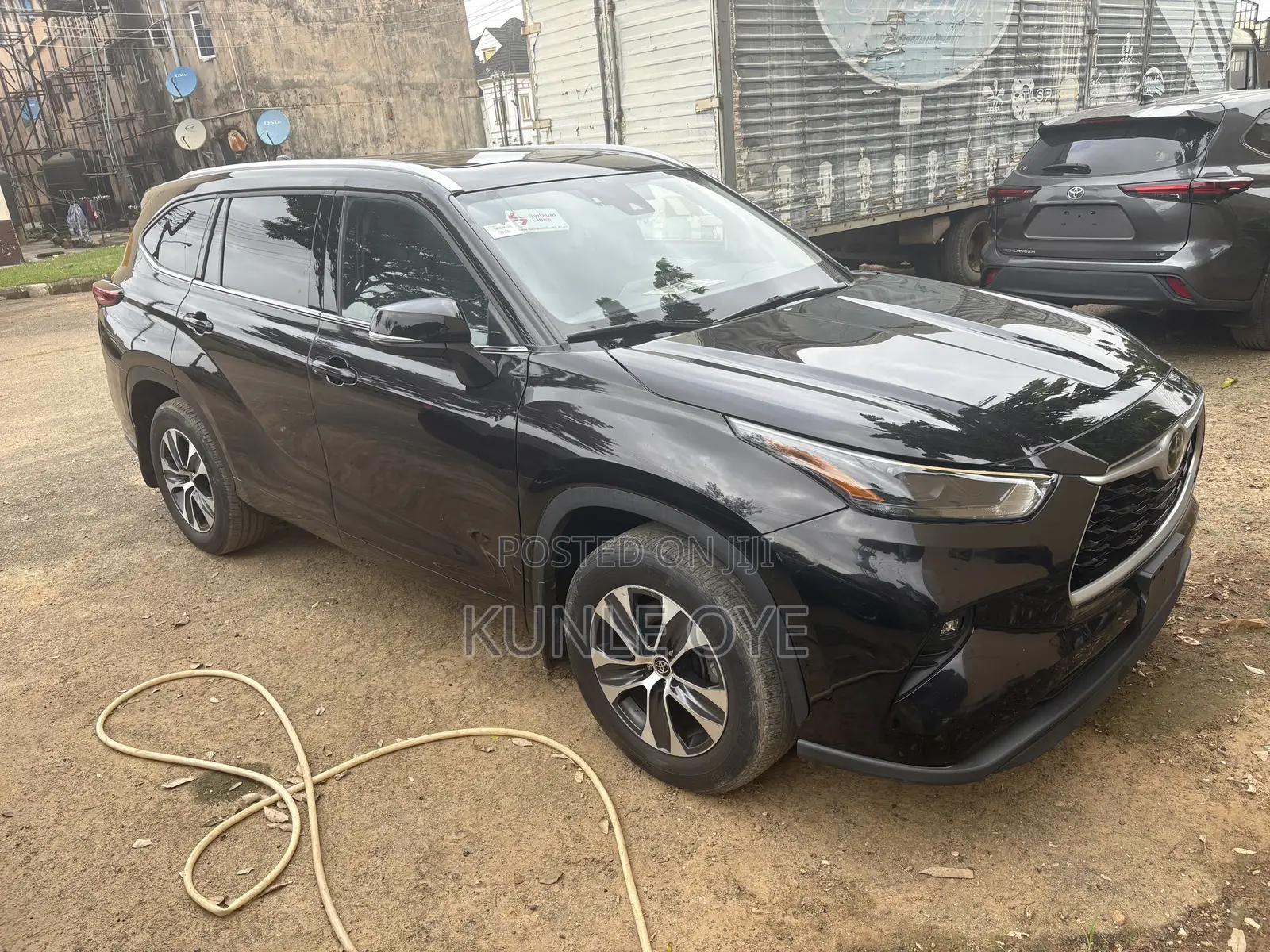 Toyota Highlander XLE AWD 2023 Black