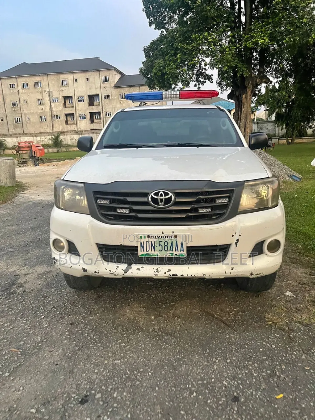 Toyota Hilux Rental