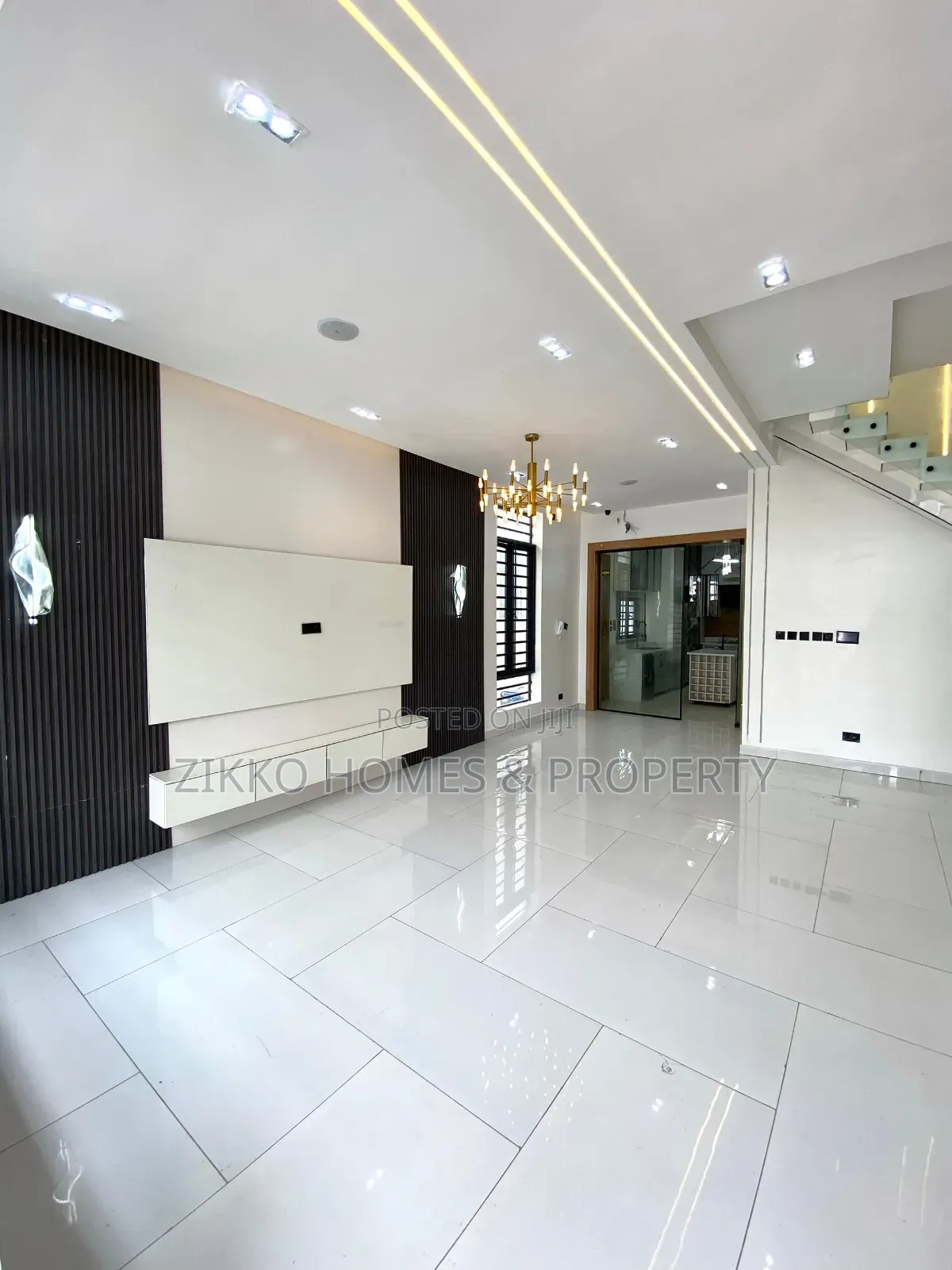 4bdrm Duplex in Orchid Road, Lekki for sale