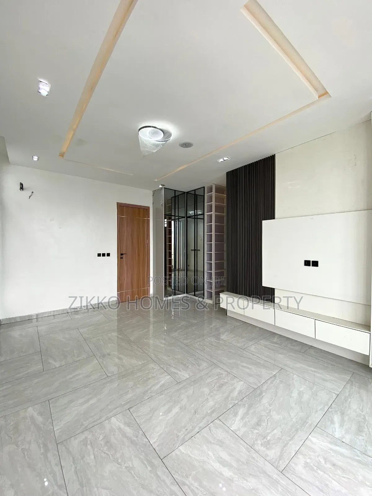 4bdrm Duplex in Orchid Road, Lekki for sale