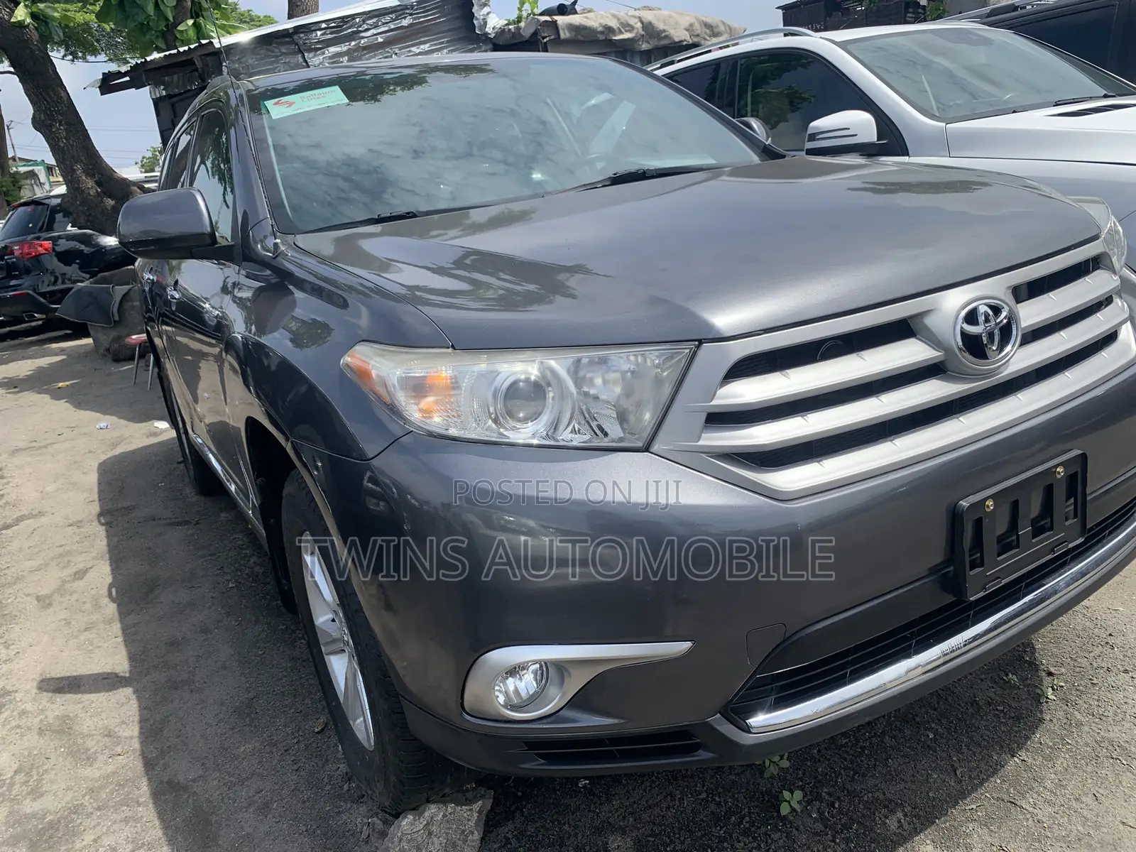 Toyota Highlander Limited 3.5l 4WD 2013 Gray