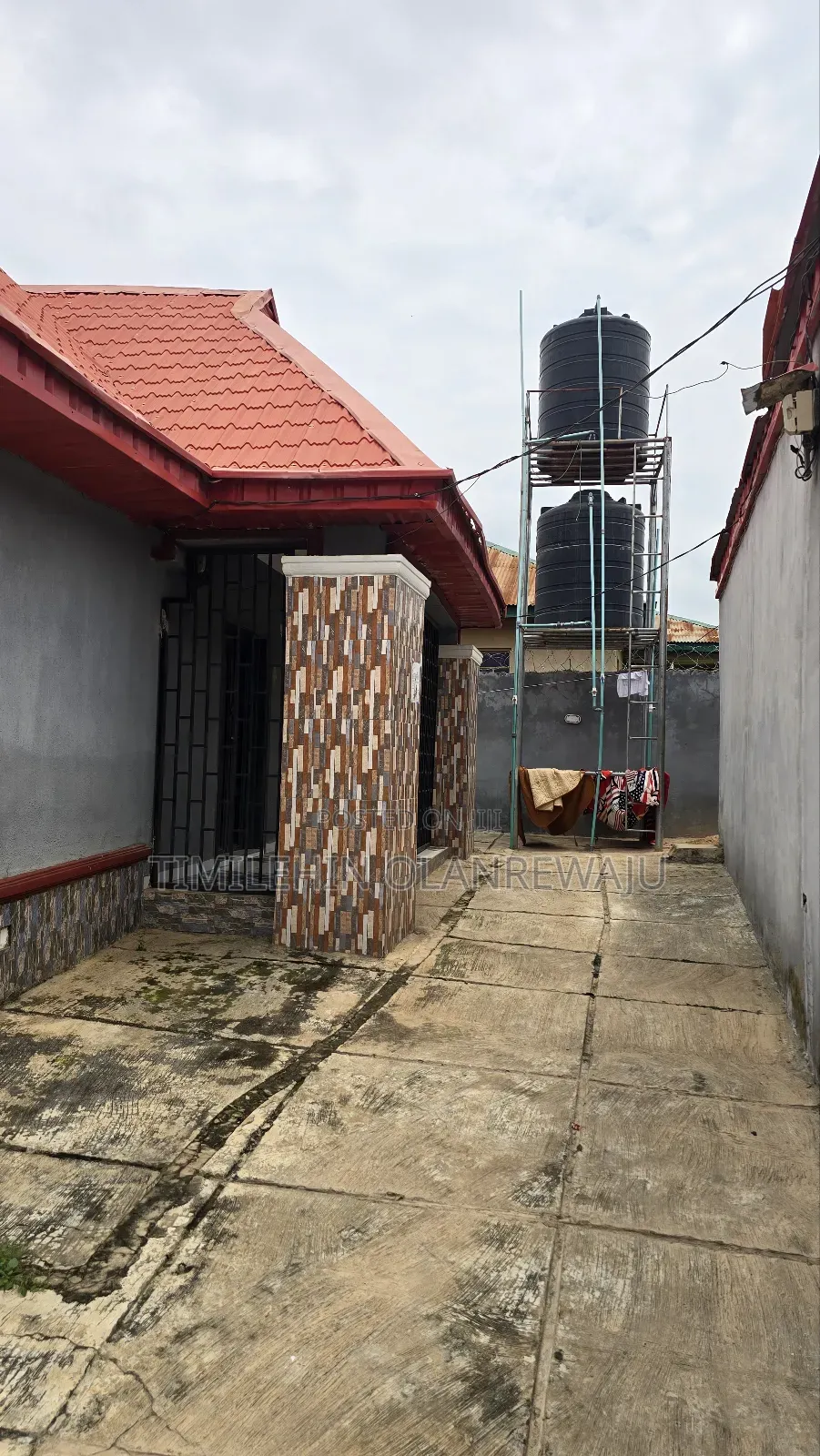3bdrm Block of Flats in Ologuneru, Ibadan for sale