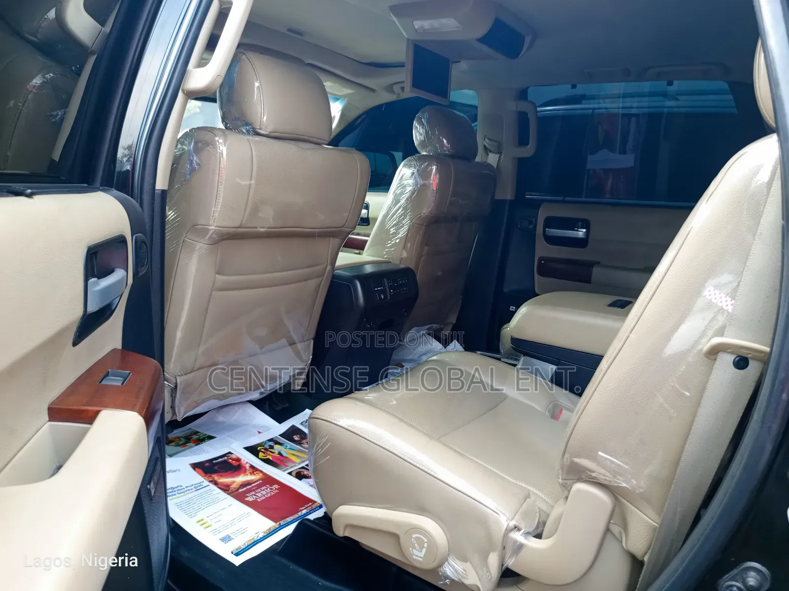 Toyota Sequoia Platinum 4dr SUV 4WD (5.7L 8cyl 6A) 2015 Black