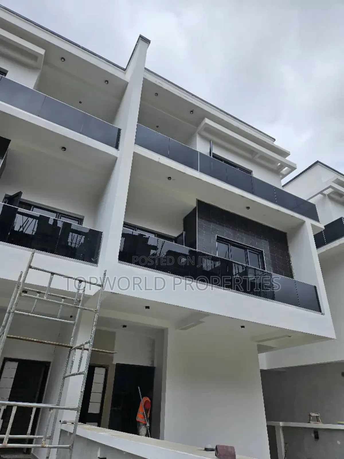 4bdrm Duplex in Ikeja Gra for sale