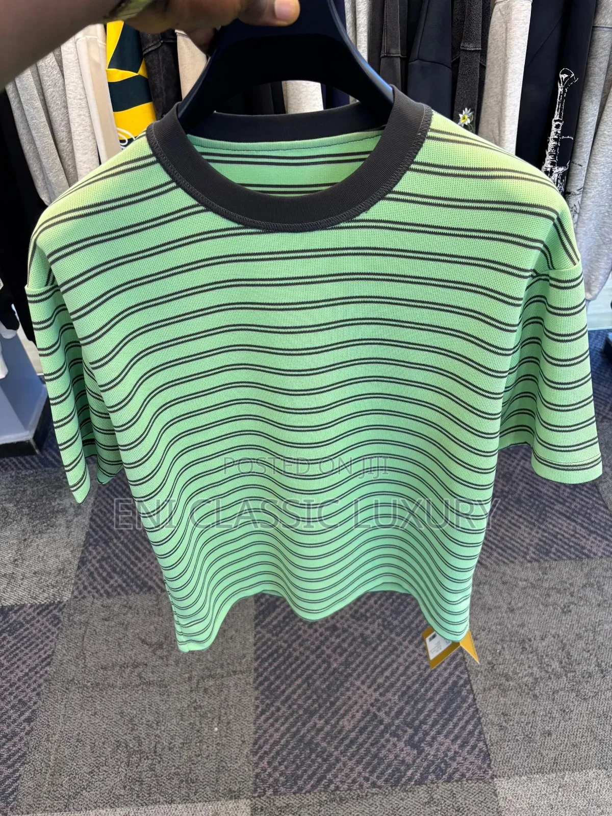 Premium Quality Luxury Round Neck Well Banded