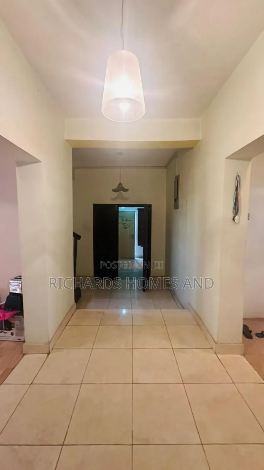 4bdrm House in Chevron for sale