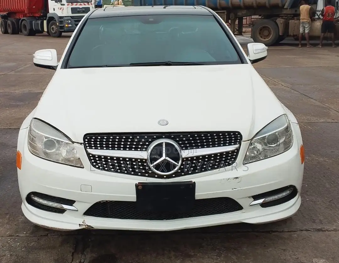 Mercedes-Benz C300 2008 White