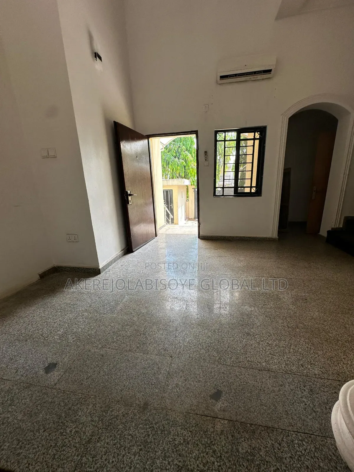 4bdrm Duplex in Wuse 2 for rent