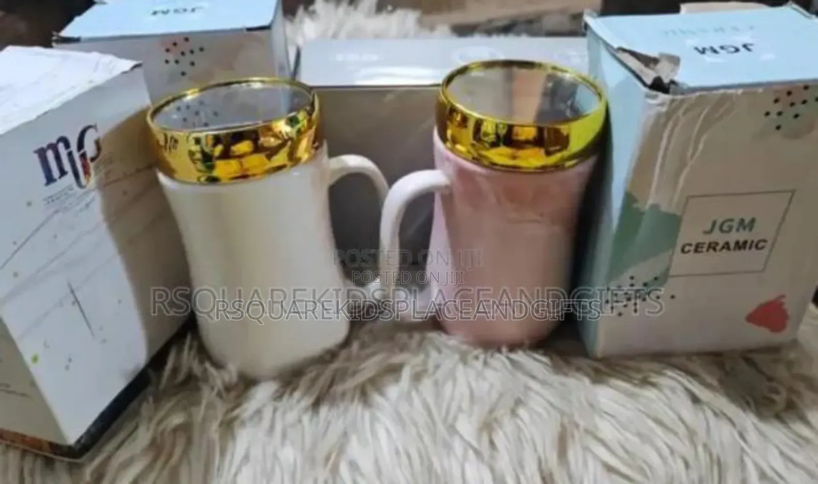 Mirror Mug With Cover for Souvenir Carton Price by 60
