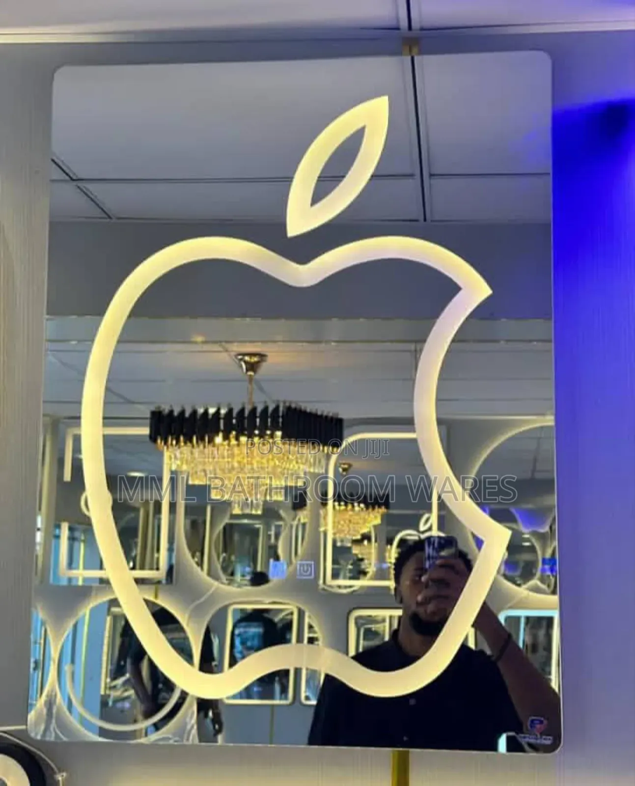 Unique Design Mirror With Lights