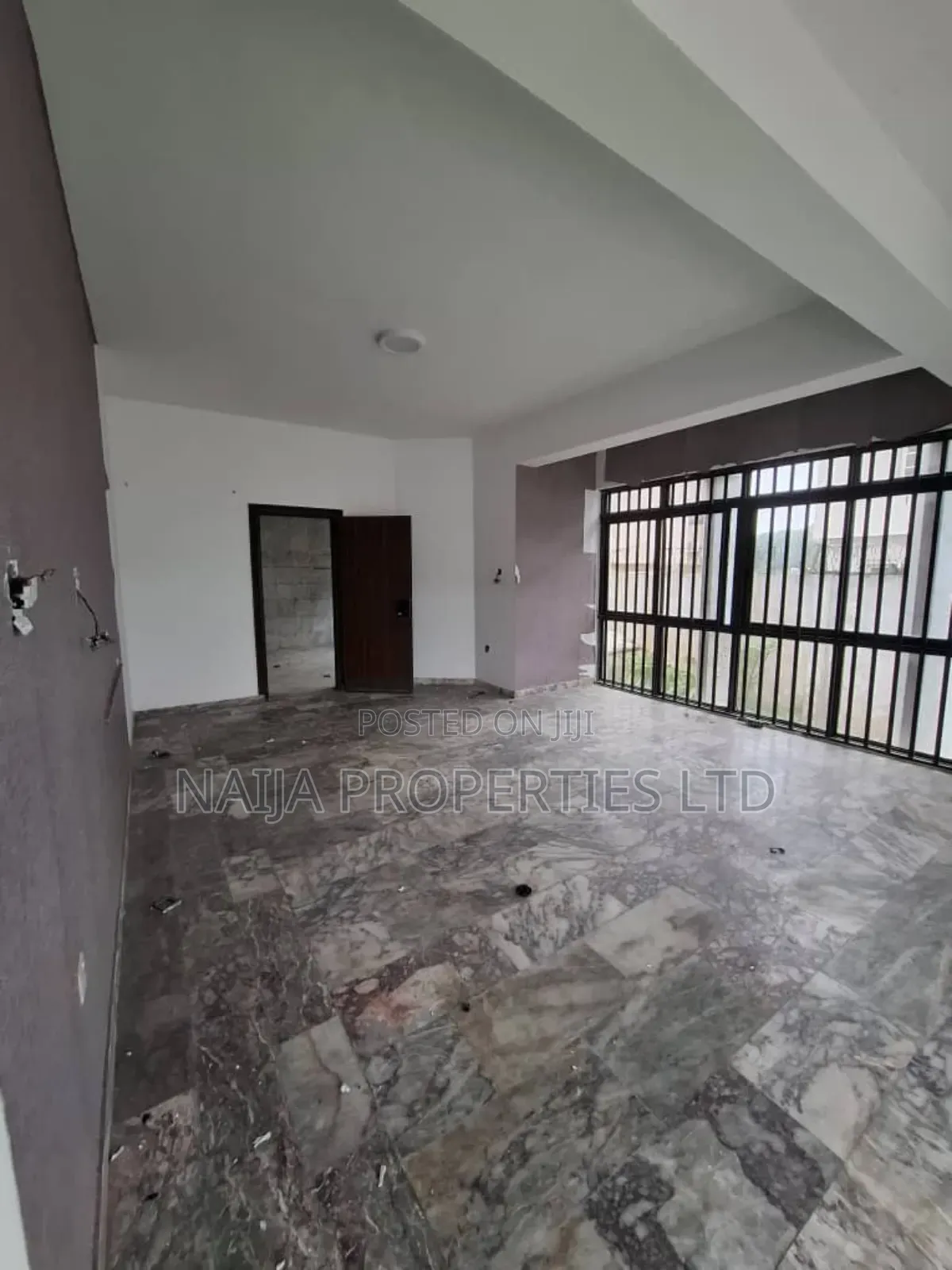 12 Bedroom Duplex With 6 Bedroom Duplex Off Akin Ogunlewe,Victoria Isl