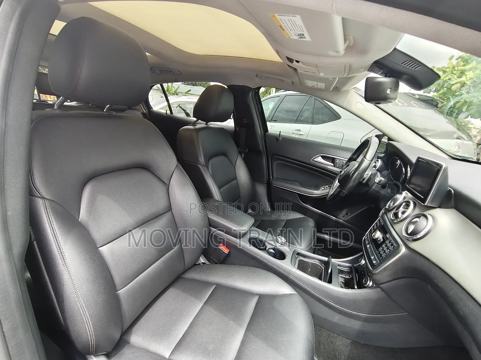 Mercedes-Benz GLA 250 2016 Black