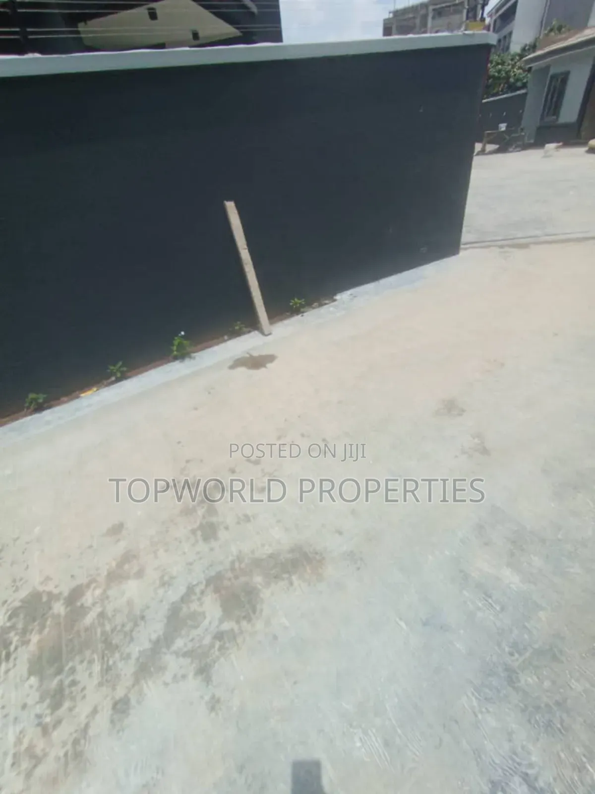 5bdrm Duplex in Ikeja Gra for sale