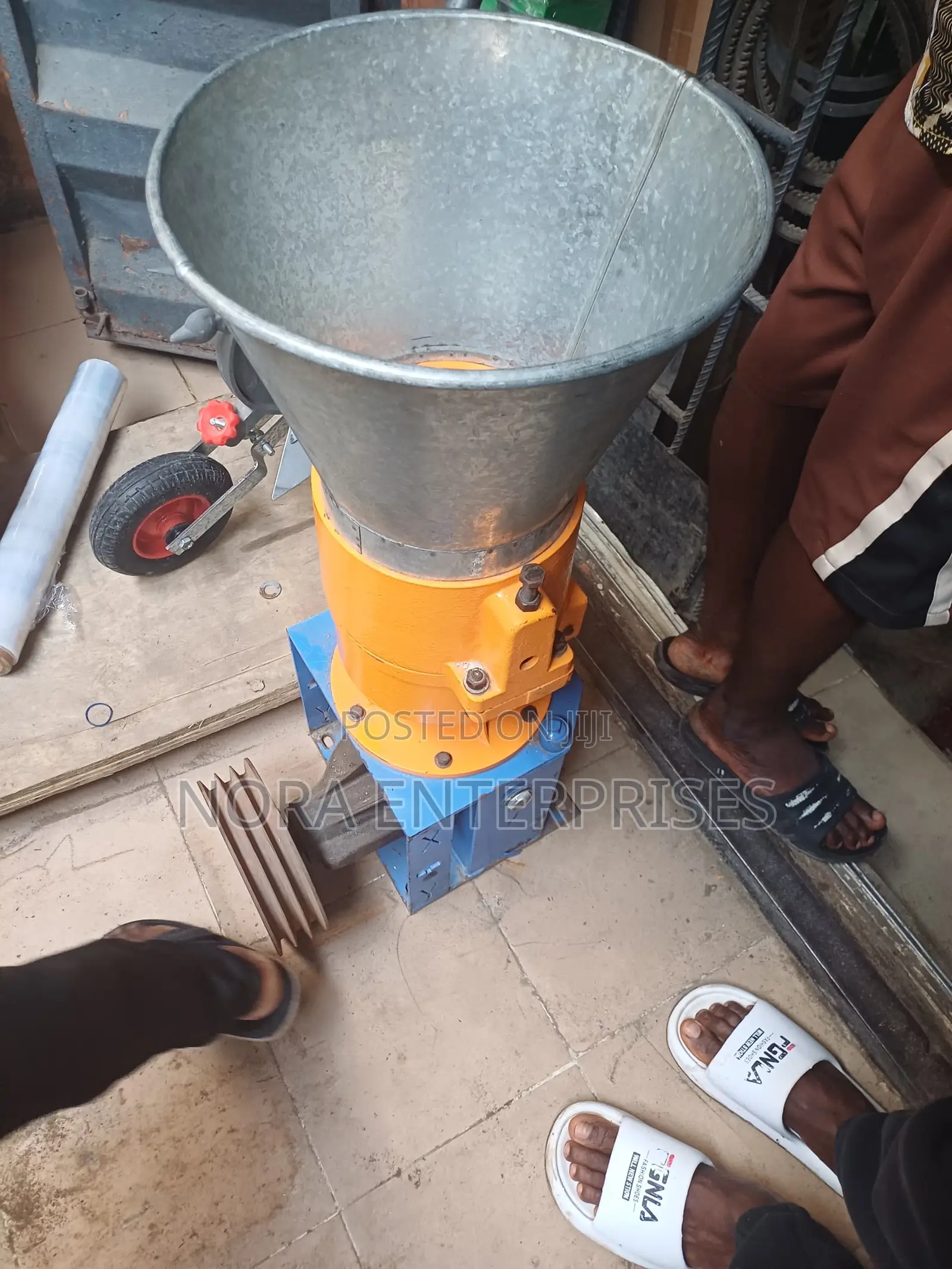 Feed Pellet Machine 200kg. Only the Head