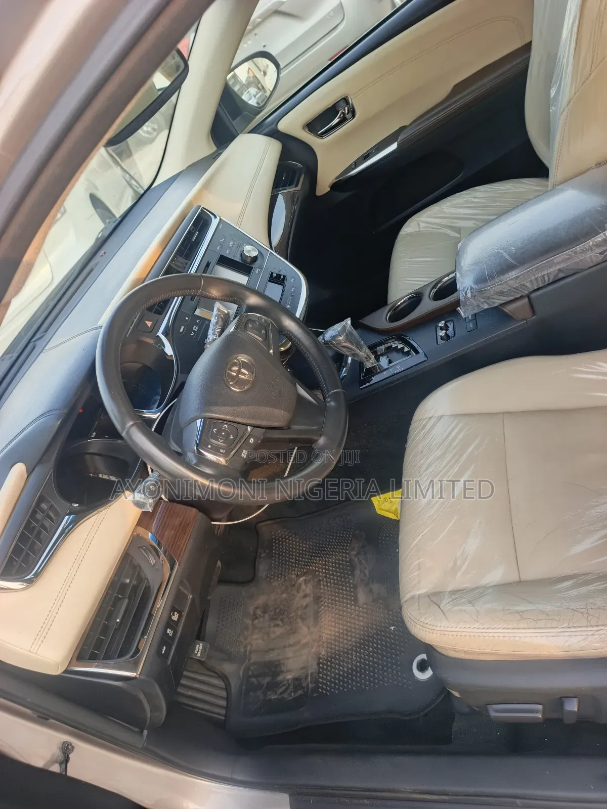 Toyota Avalon 2013 Gold