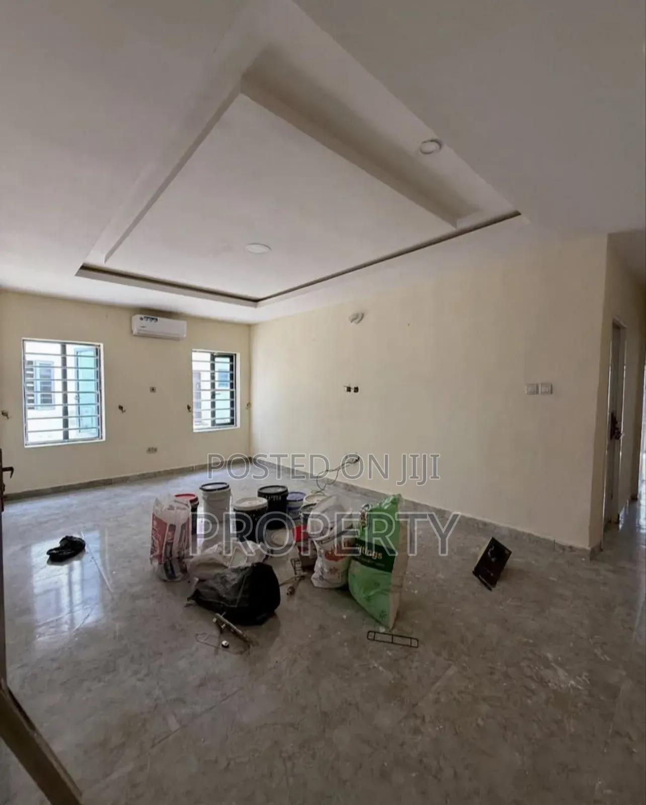 5bdrm Duplex in Omole for rent