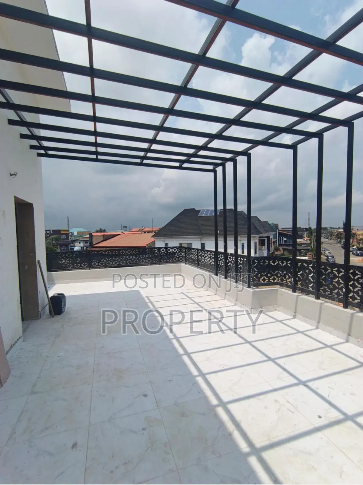 5bdrm Duplex in Omole Phase 1 for sale