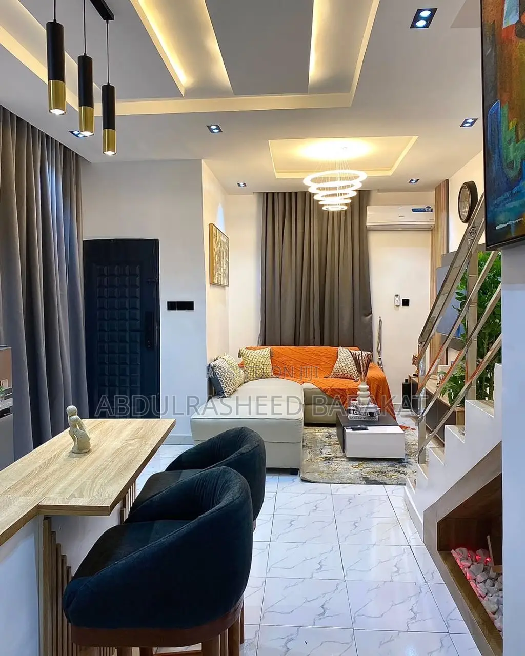 Luxury 1 Bedroom Duplex With Ps5 Board Games