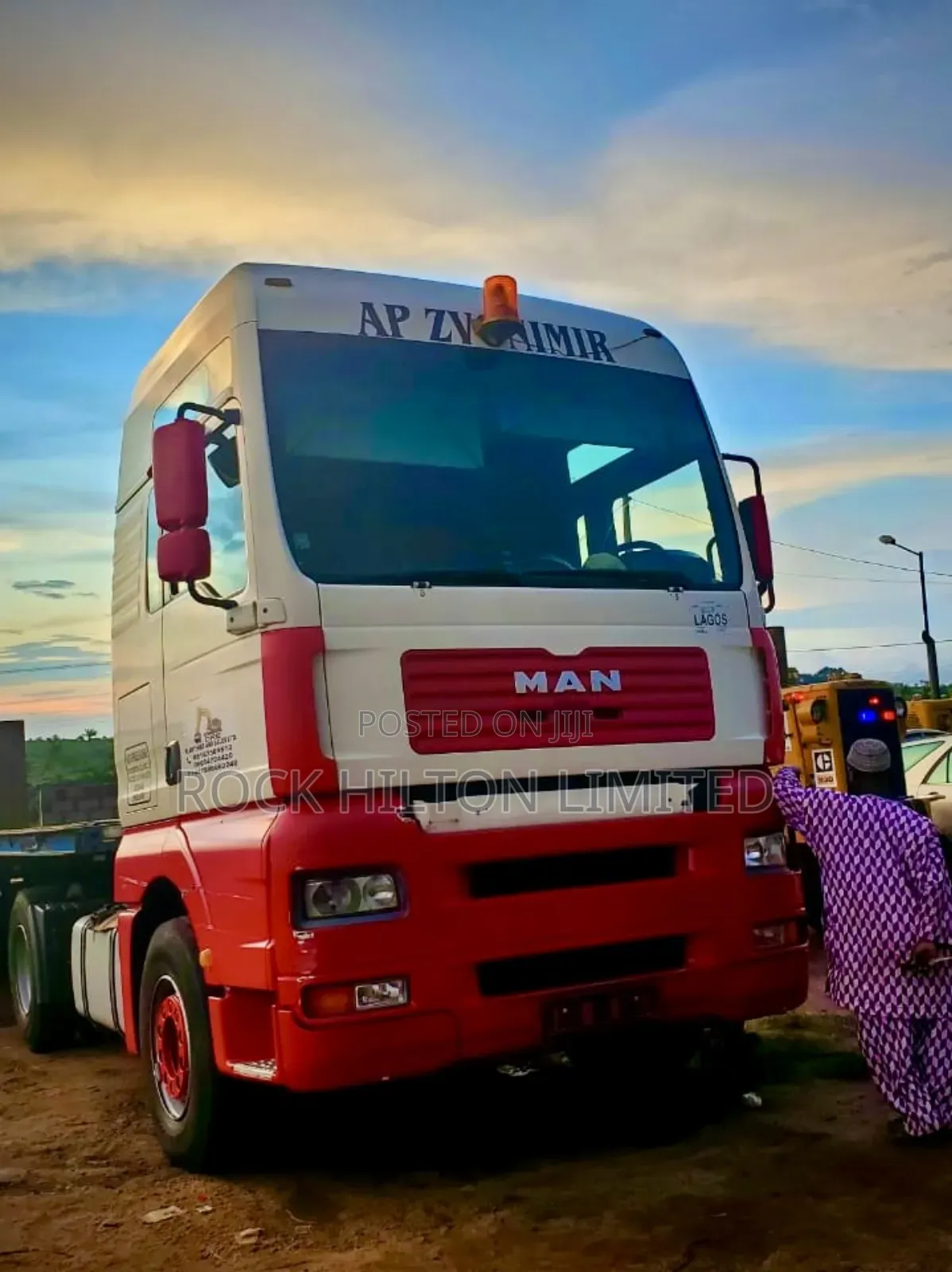 Lowbed and Flat-Bed Trucks for Hire