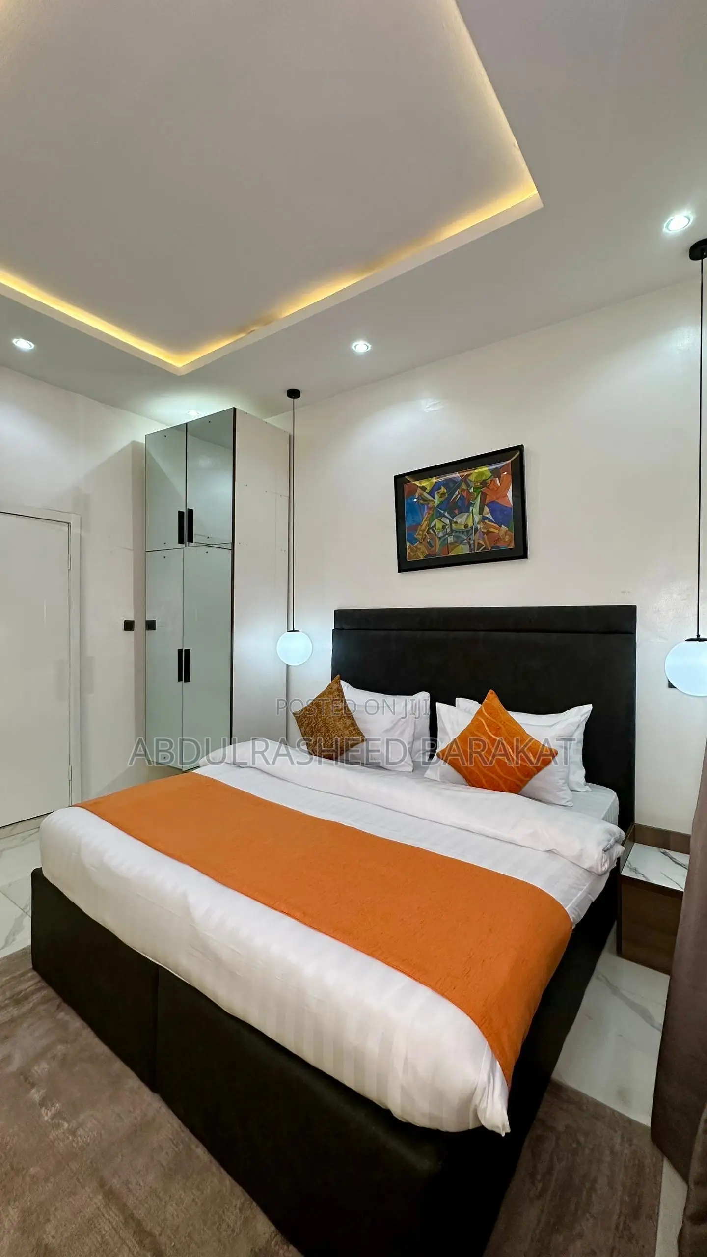 Luxury 2 Bedroom Apartment With Pool Gym Balcony