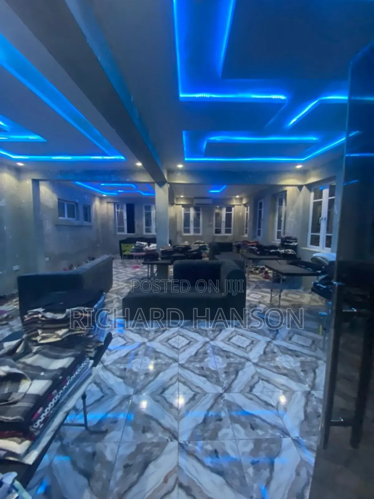 Hotel for Sale in Majek 250m