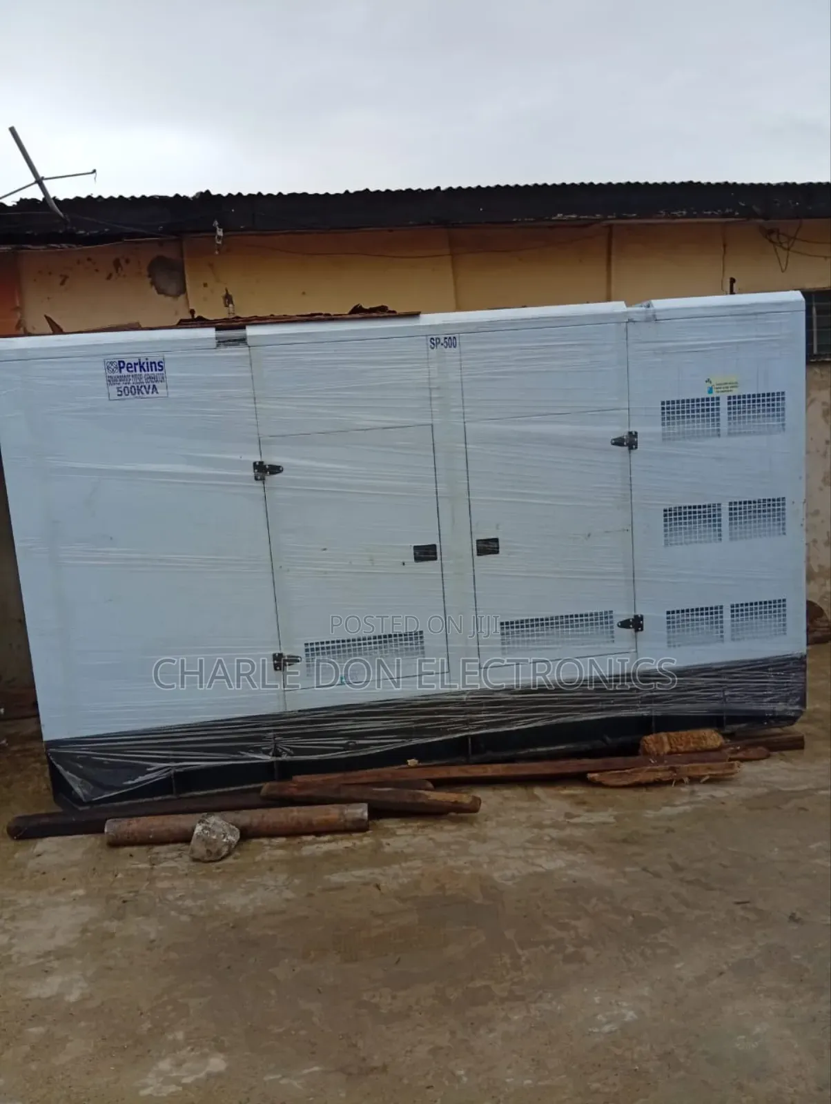 Original 500kva Perkins Soundproof