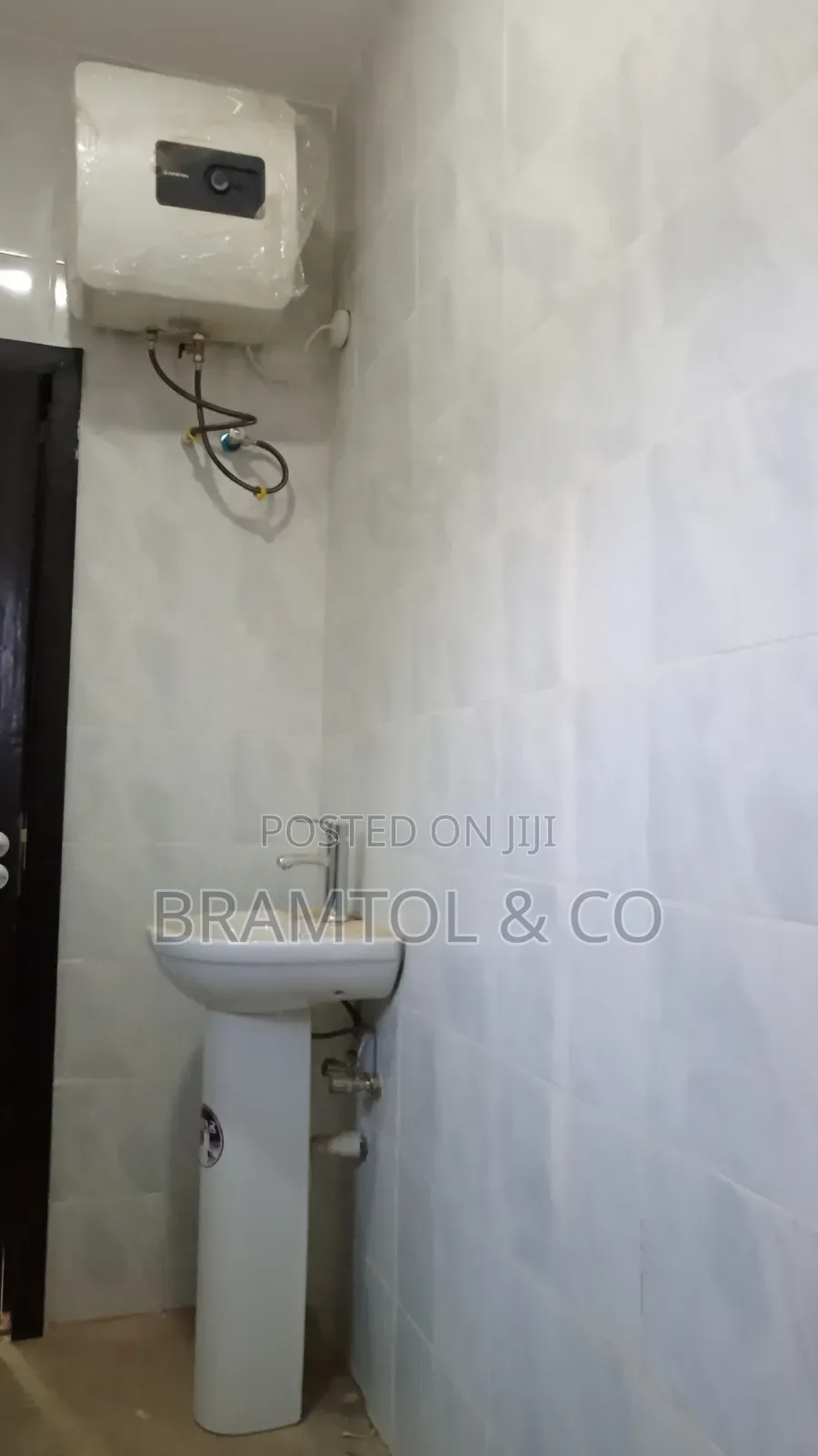 2bdrm Block of Flats in Jahi for rent