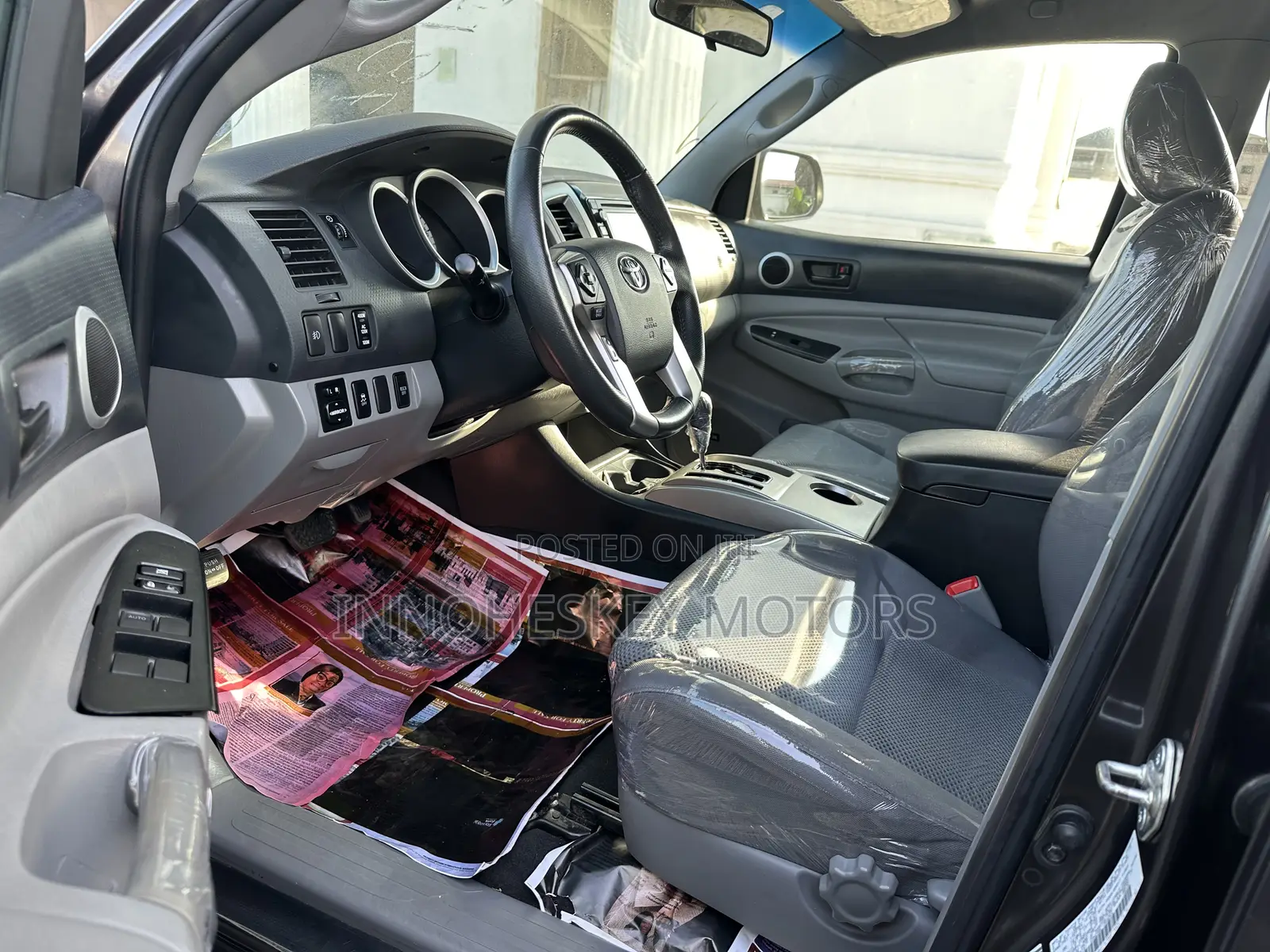 Toyota Tacoma 2015 Gray