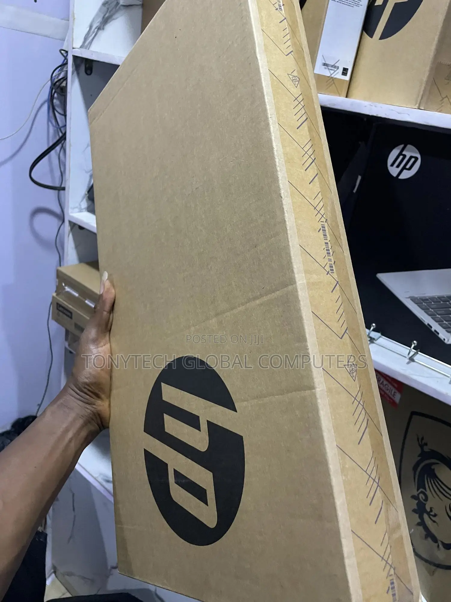 New Laptop HP 250 G10 8GB Intel Core i5 SSD 512GB