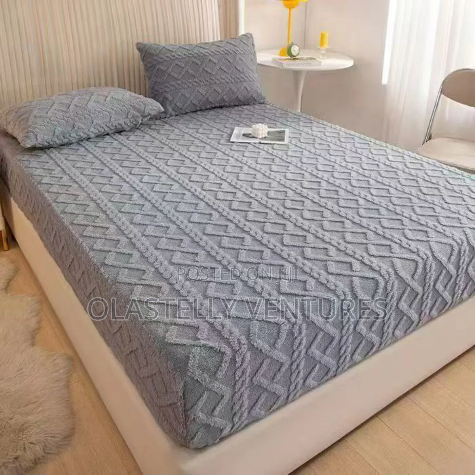 Velvet Fitted Sheet Winter Warm Elastic Mattress Cover Soft Ti