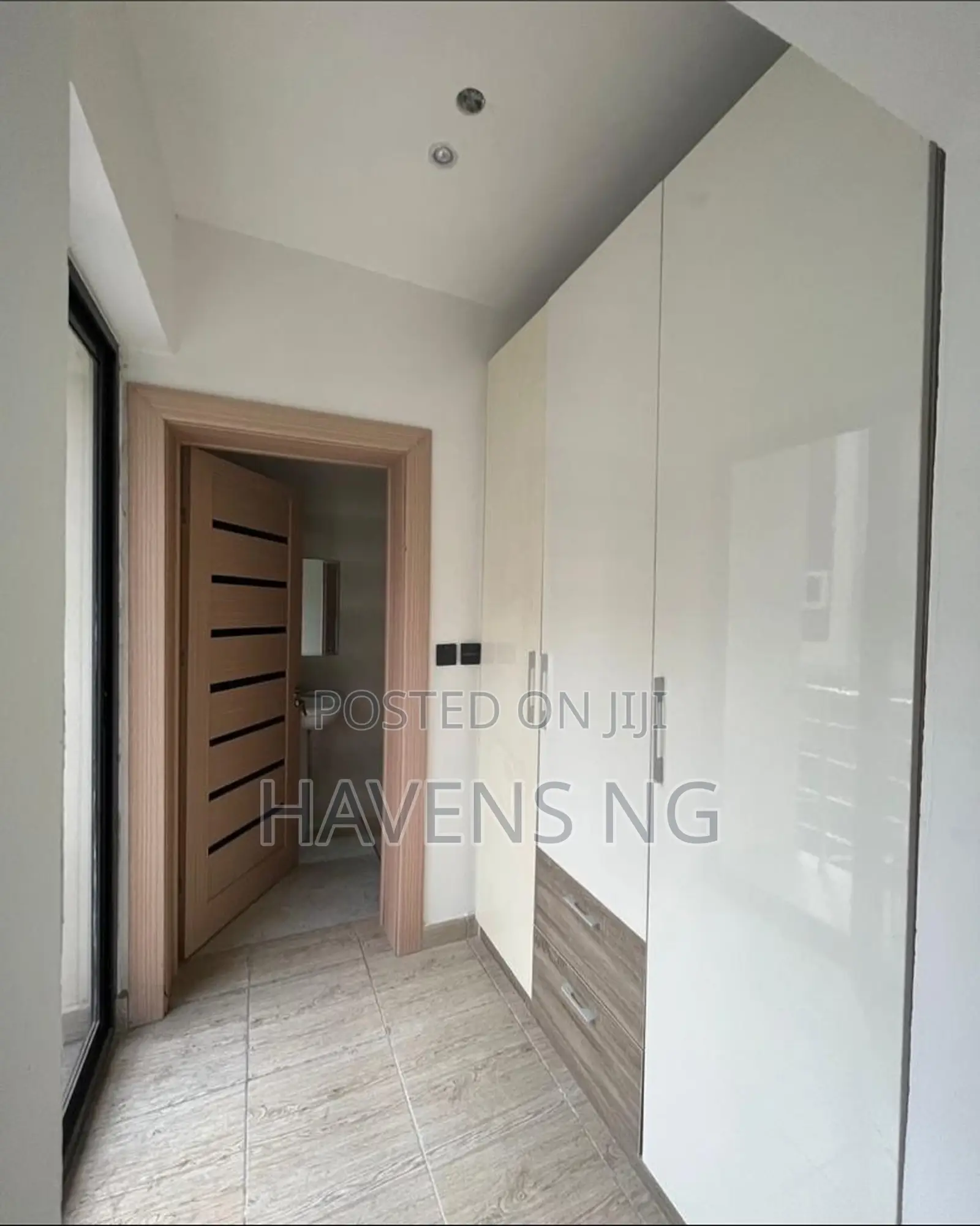 4bdrm Duplex in Lekki for sale