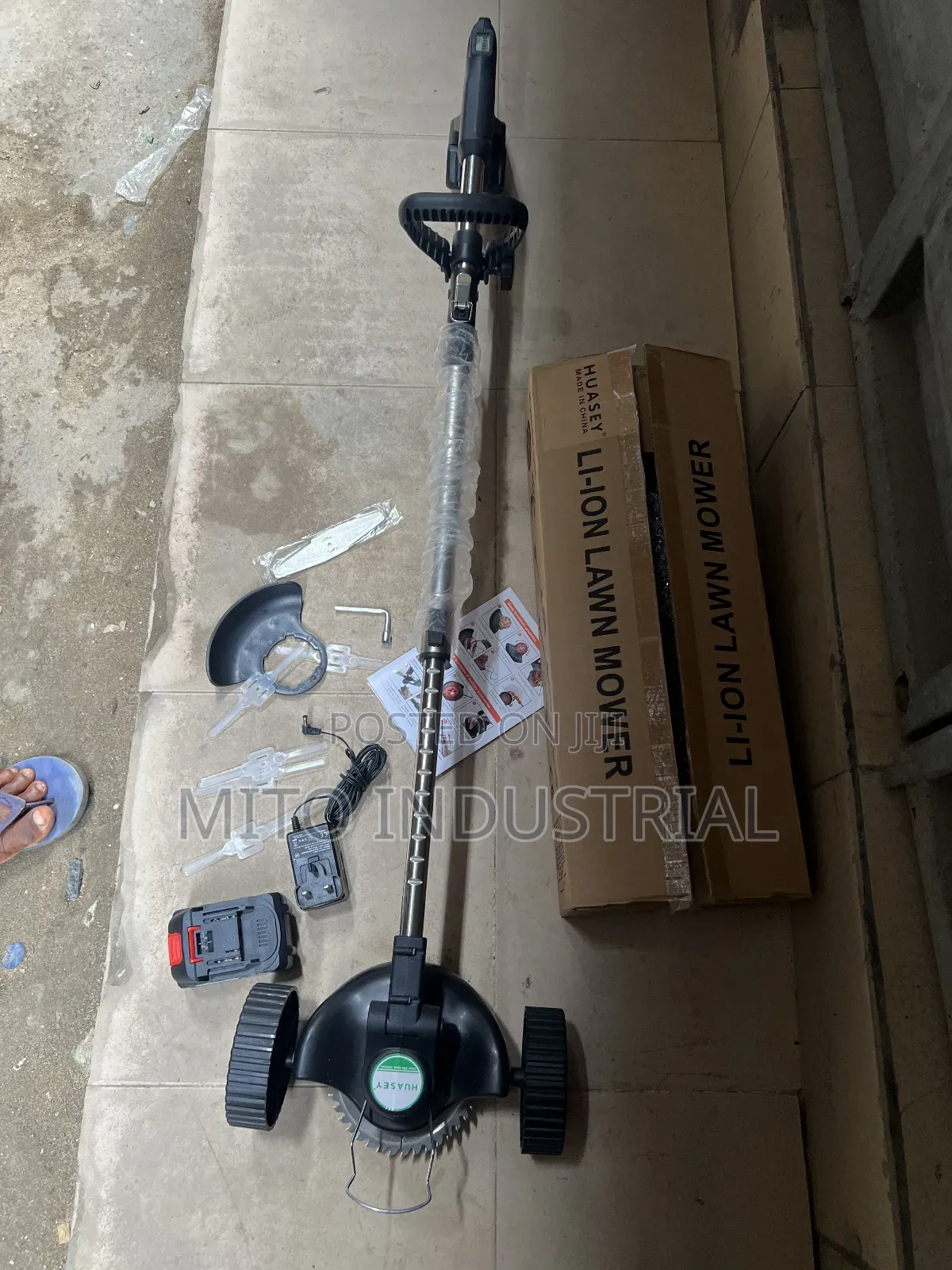 Li-Ion Lawn Mower