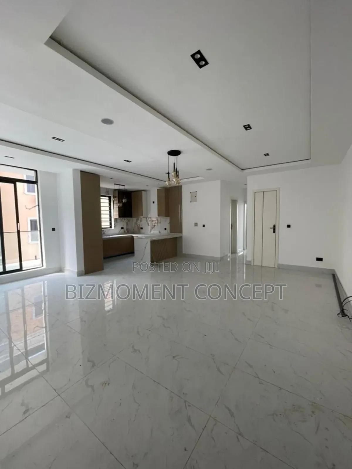 2bdrm Apartment in Lekki Phase 1 for sale