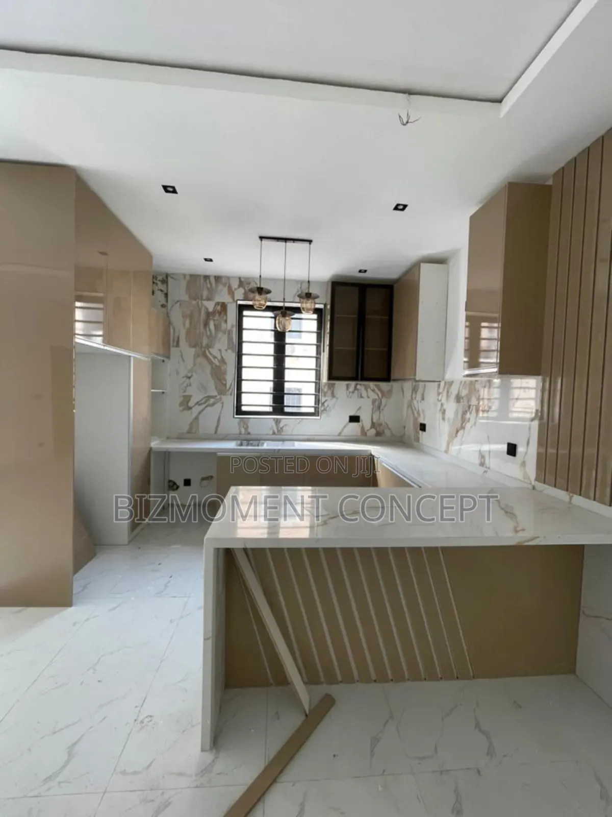 2bdrm Apartment in Lekki Phase 1 for sale